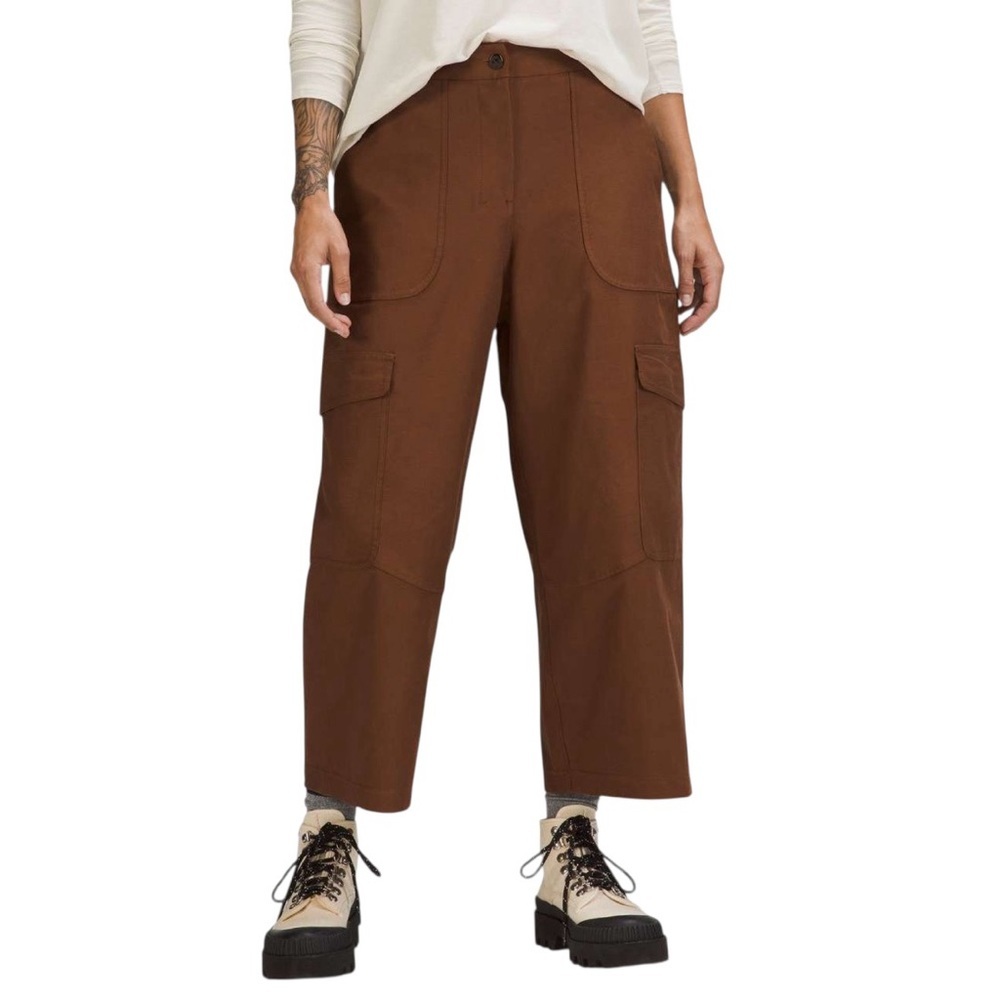 lululemon athletica Wide-Leg Cargo Pants in Brown